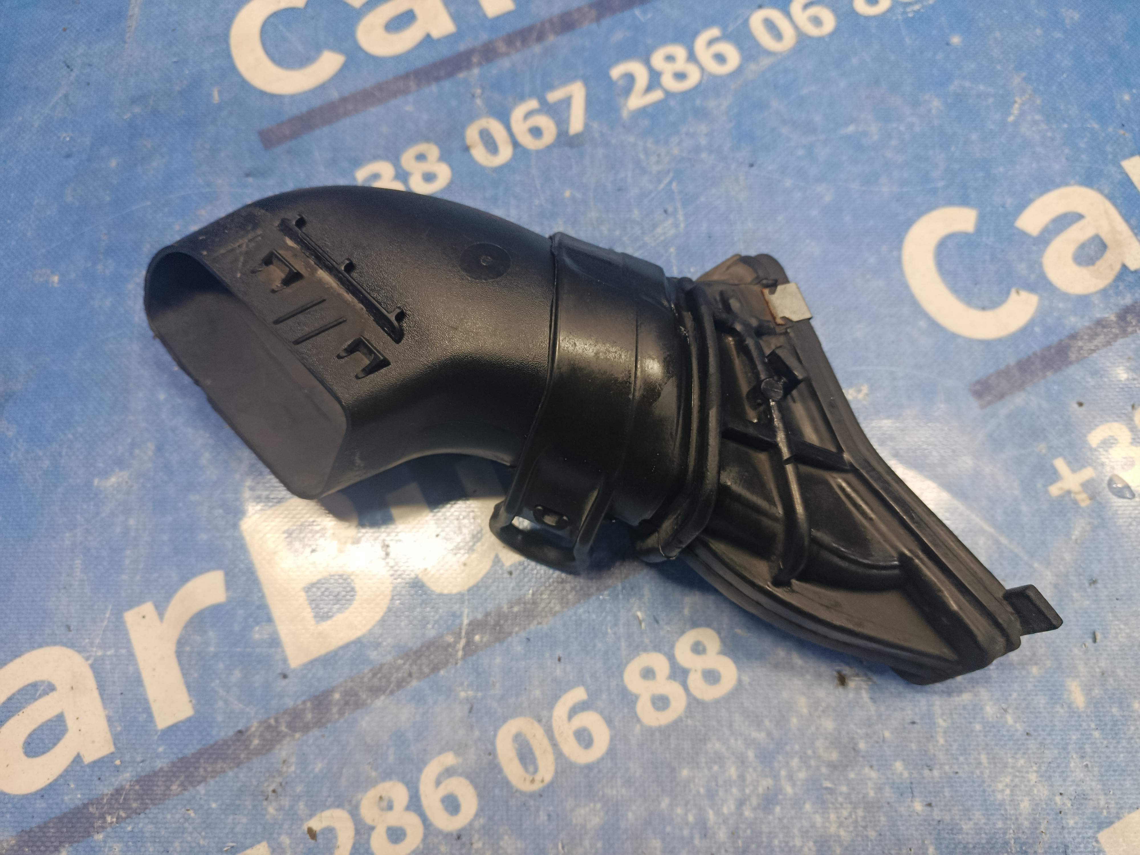 Впускной шланг воздуховода Ford Kuga 2 (2012 - 2016) - 1