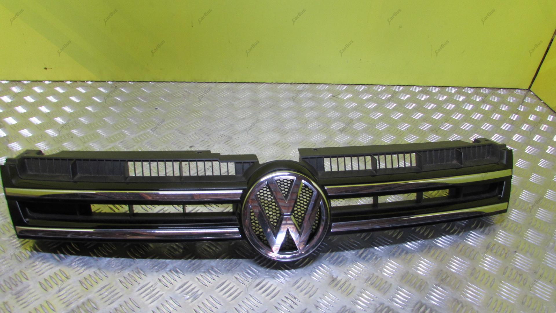 Решітка радіатора Volkswagen Touareg NF (2010-2014) - 1