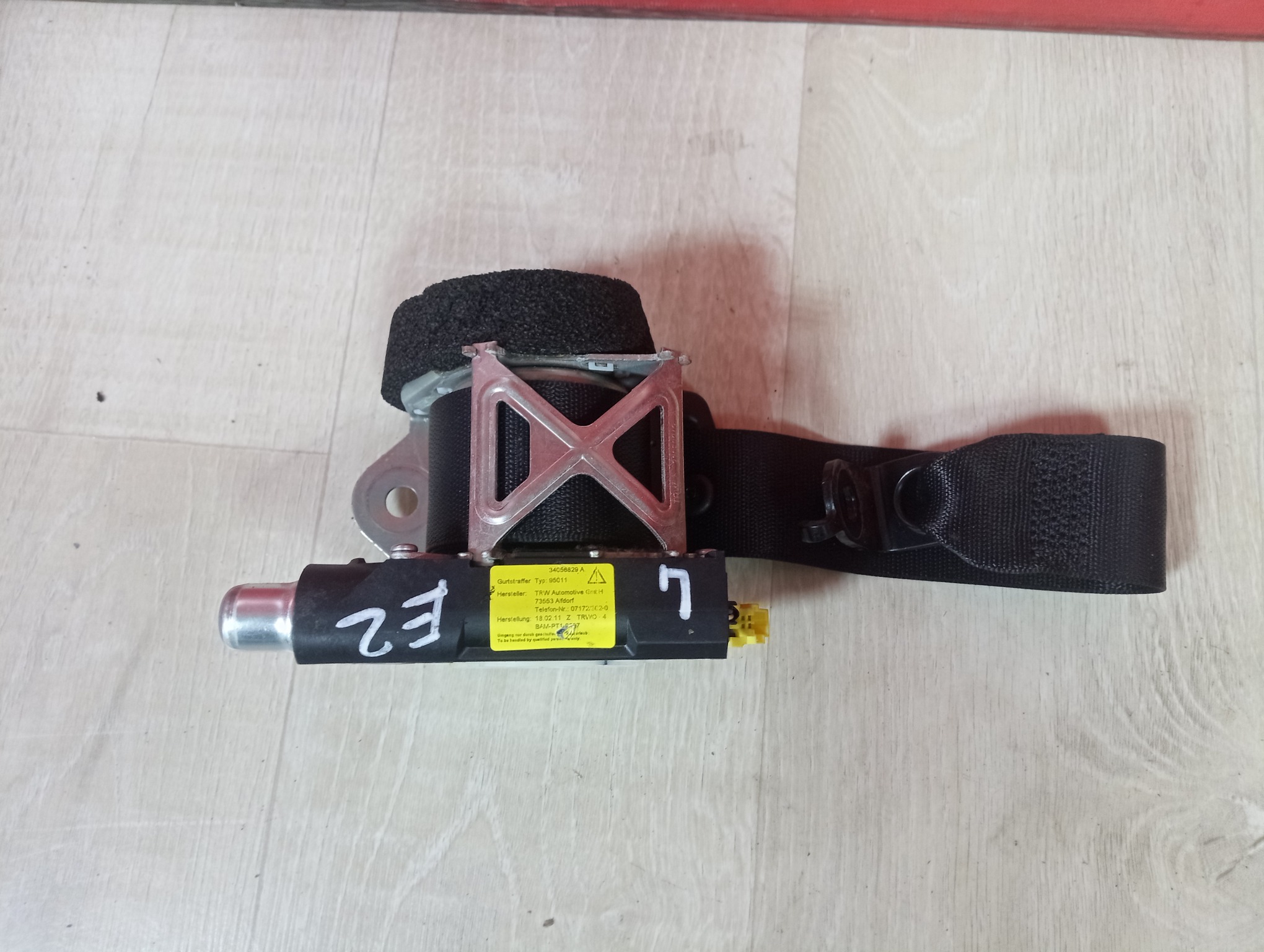 Ремень безопасности задний левый E-class W212 - 1