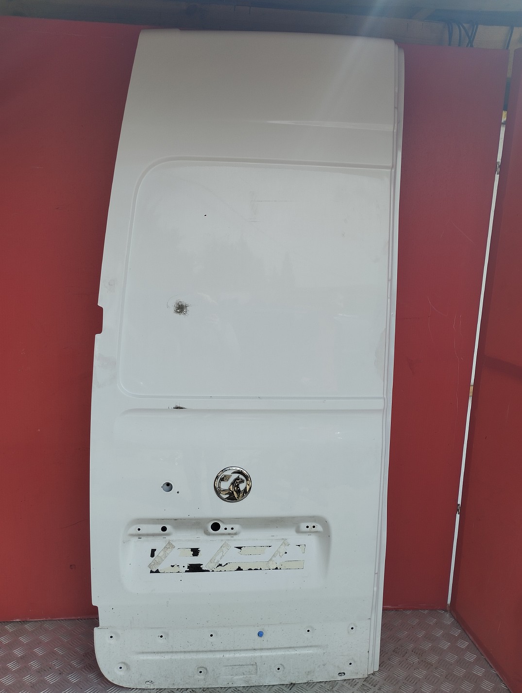 Дверь задняя левая RENAULT MASTER III - 1