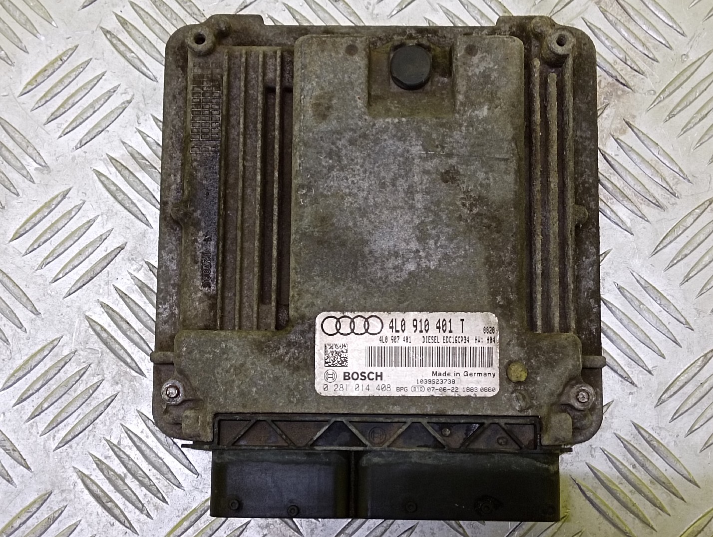Блок управления двигателем Audi Q7 (2006-2009) - 1