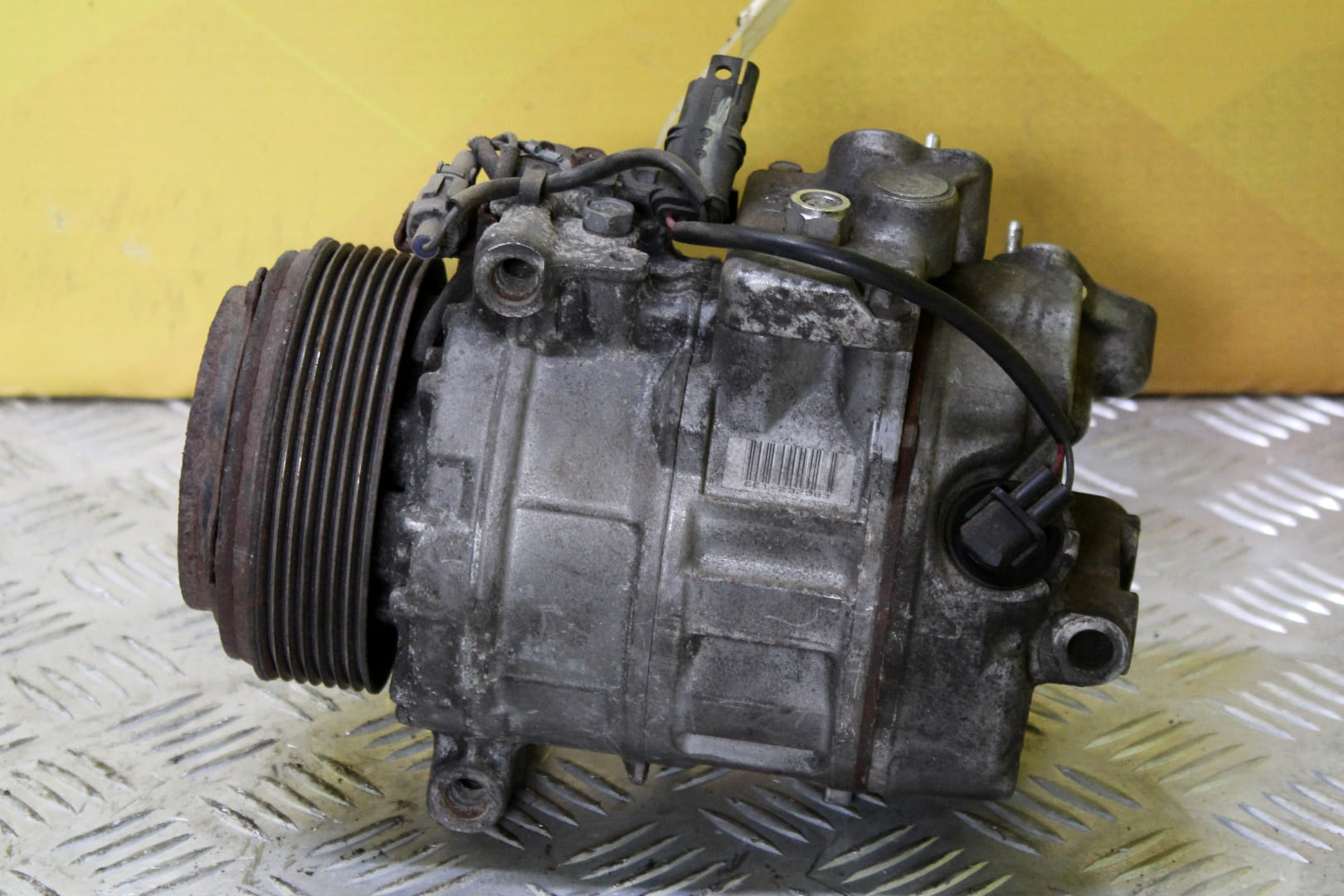 Компрессор кондиционера BMW X5 E70 (2010-2013) рестайл - 1