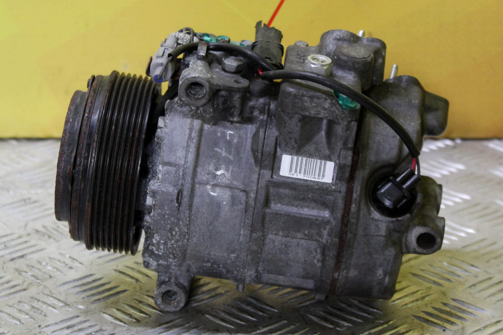 Компрессор кондиционера BMW X5 E70 (2010-2013) рестайл - 1