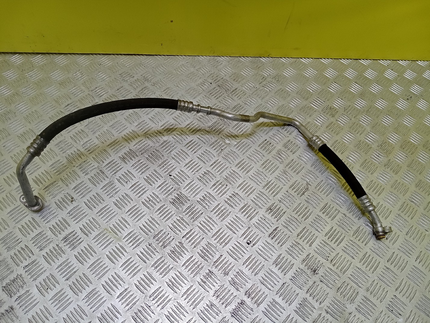 Трубка кондиционера BMW X5 E70 (2010-2013) рестайл - 1