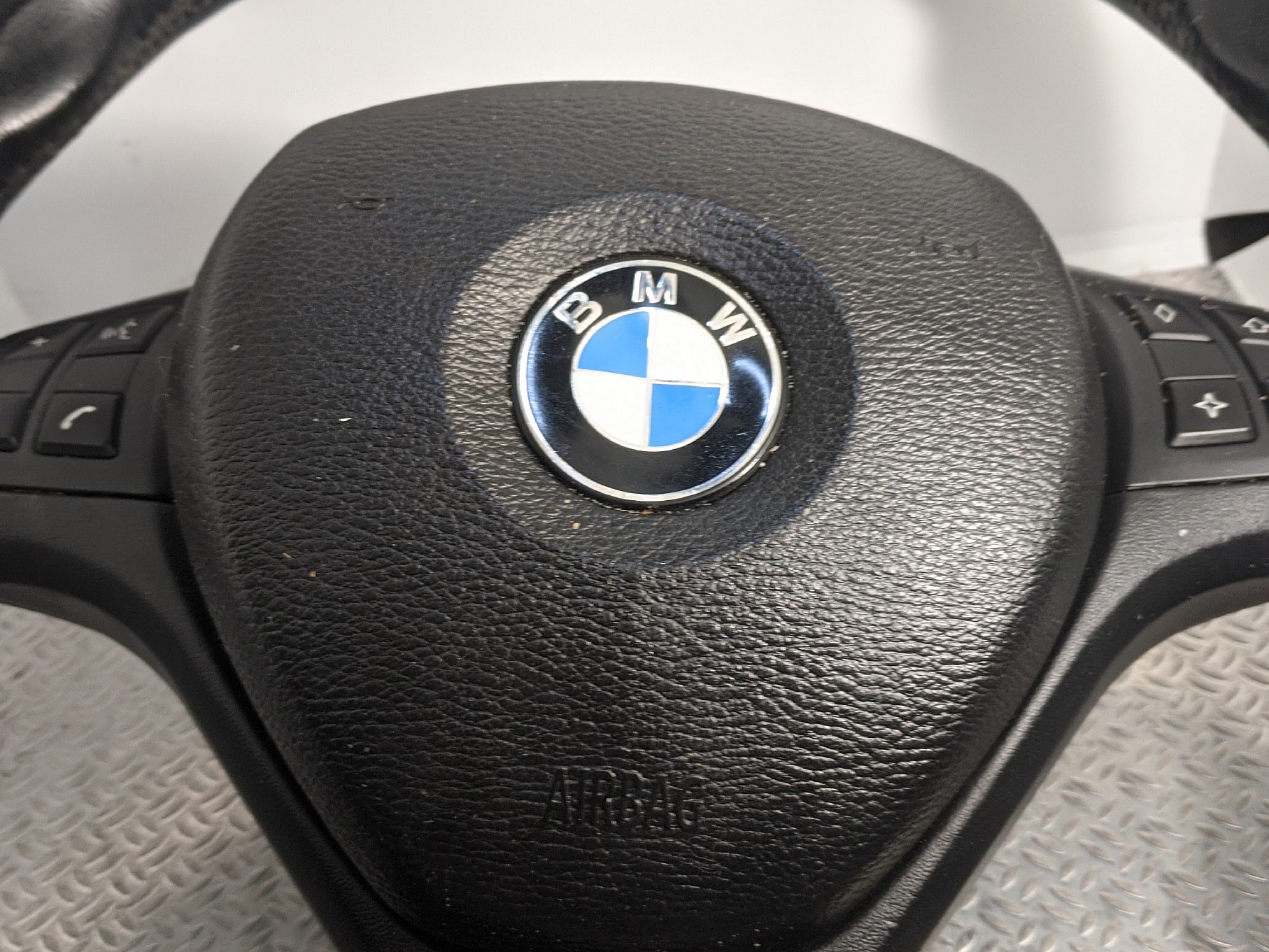 Руль BMW X5 E70 (2007-2010) дорестайл - 1