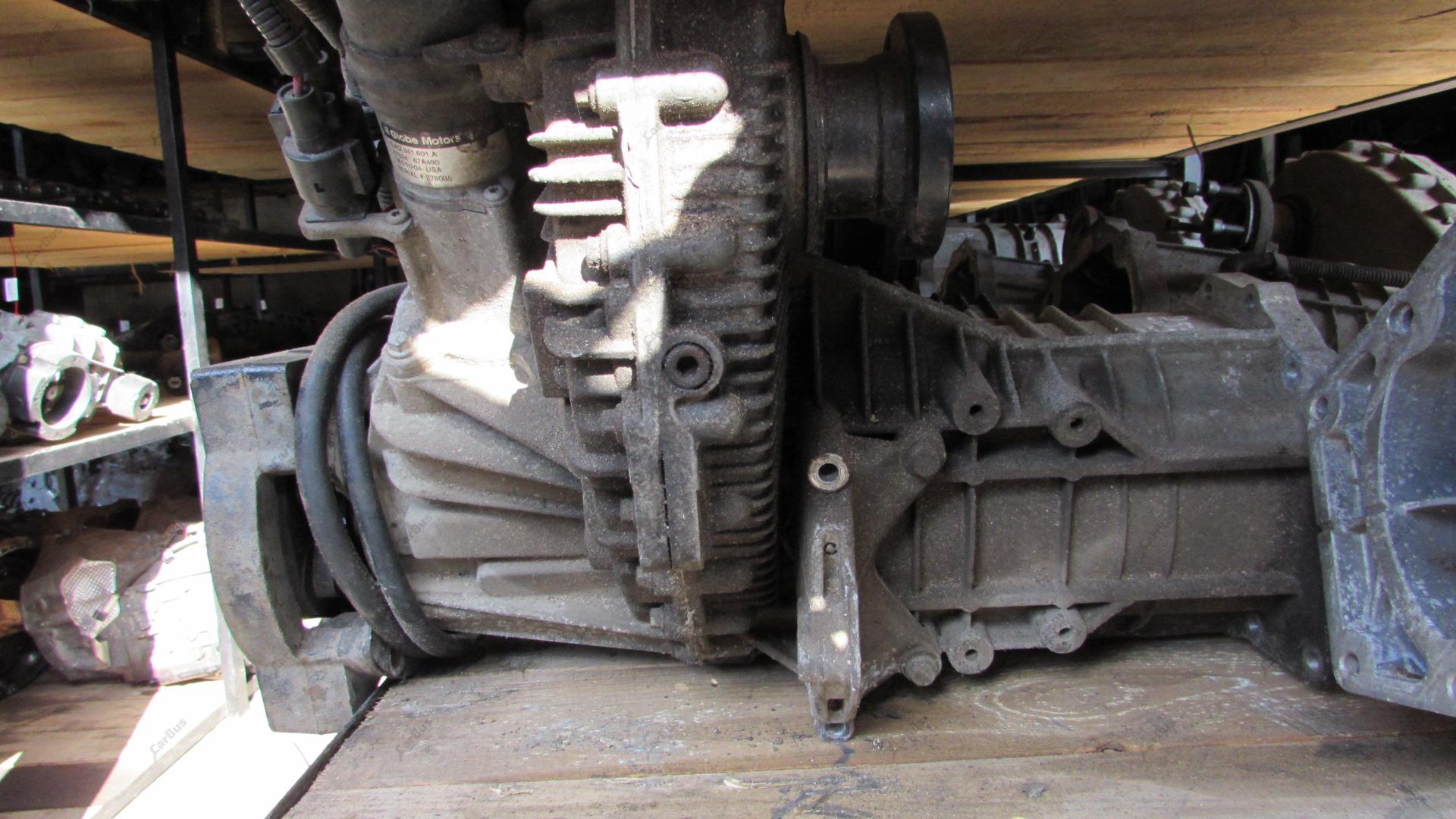 Роздавальна коробка (роздатка) Volkswagen Touareg (2003-2006) дорестайл - 1