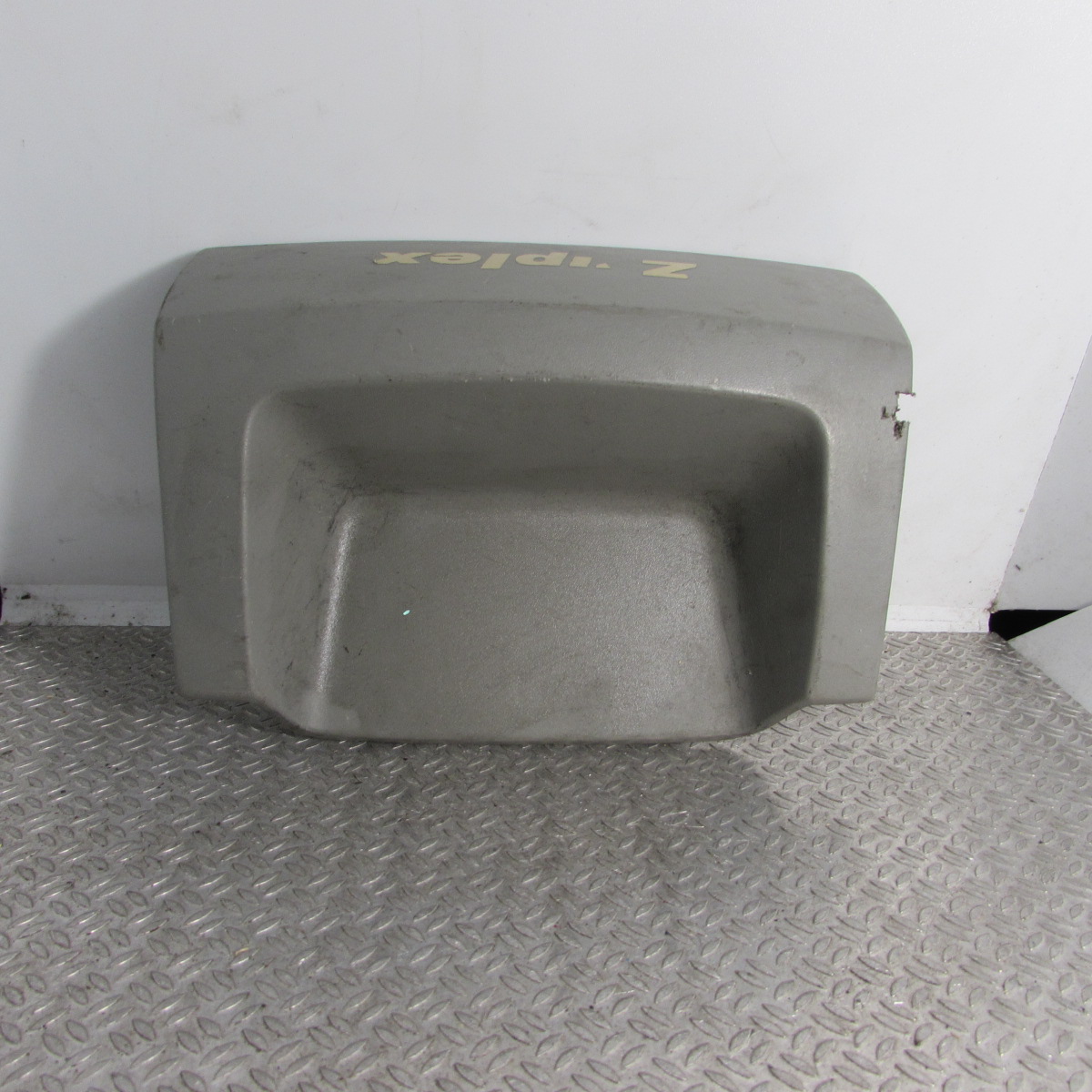 Декоративна накладка на торпедо Renault Trafic II, Opel Vivaro II, Nissan Primastar II (2006-2014) рестайл - 1