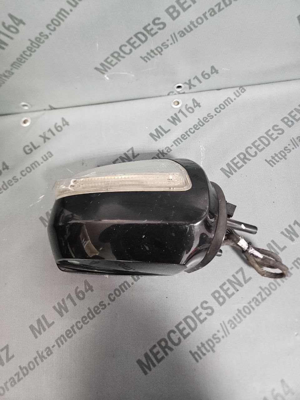 Дзеркало дверей бічне праве Mercedes GL X164 - 1