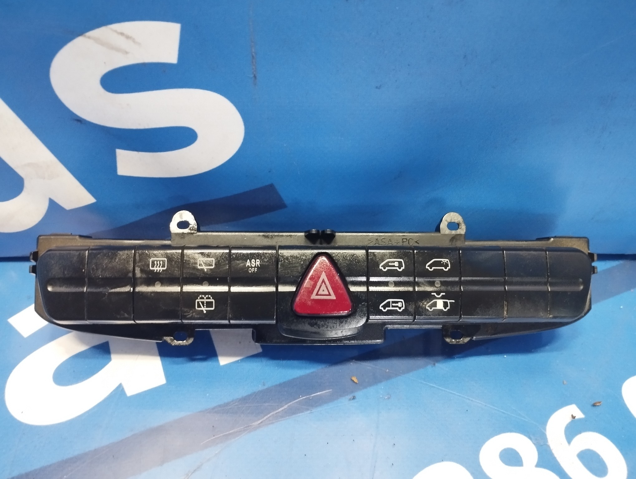 Блок кнопок Mercedes-Benz Vito W 639 (2003-2010) дорестайл - 1