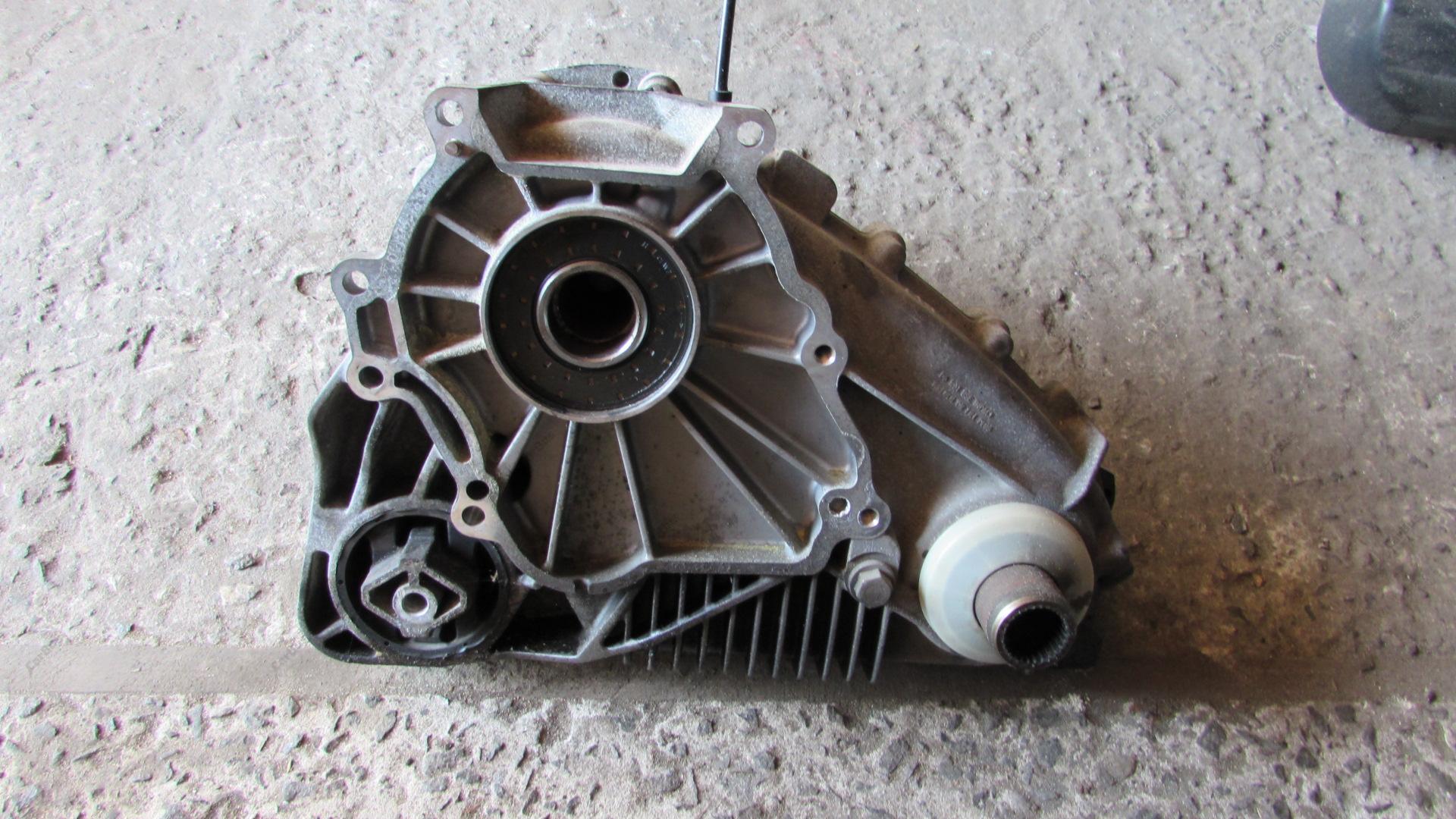 Раздаточная коробка (раздатка) BMW X5 E53 (2003-2006) рестайл - 1