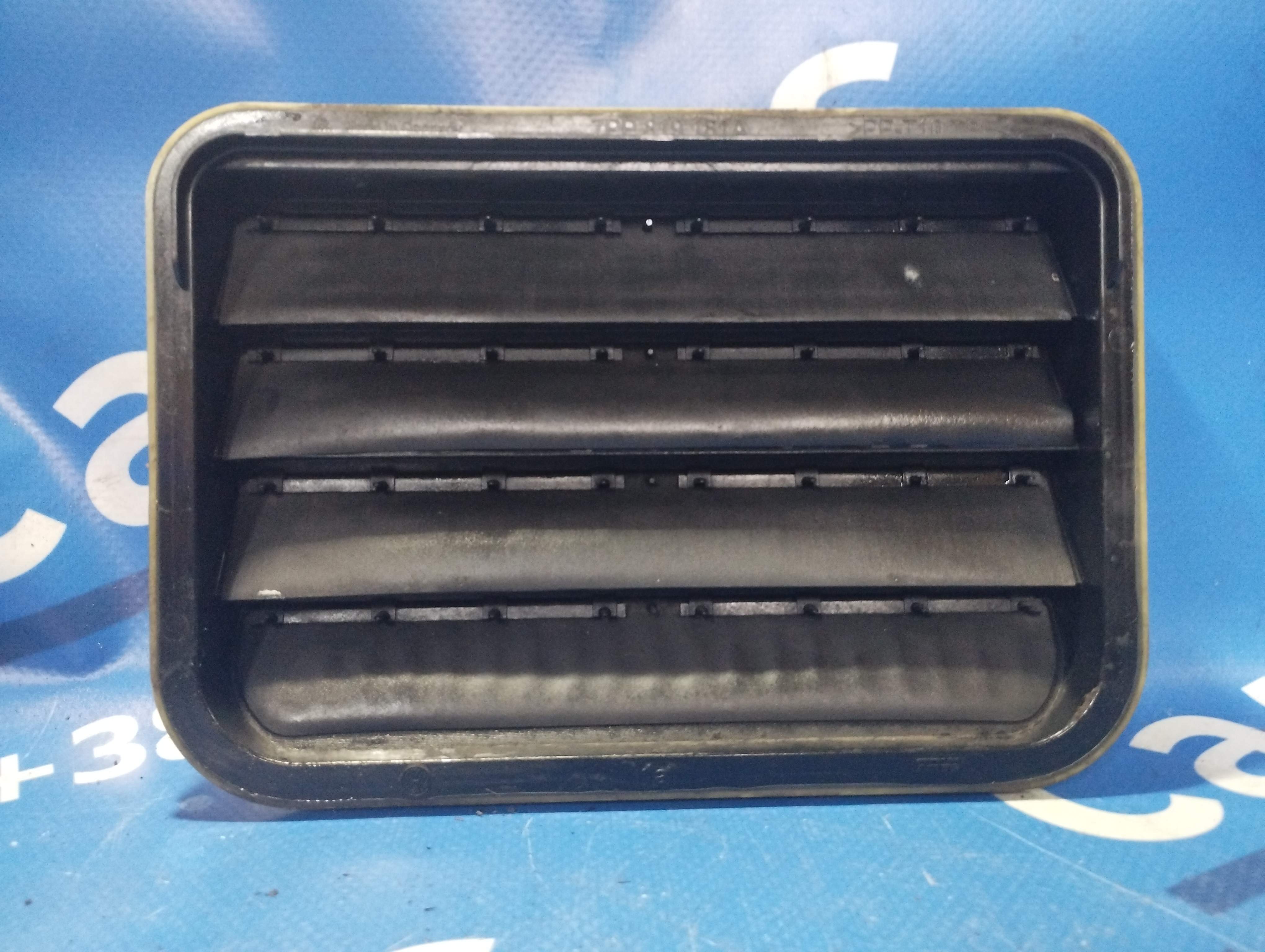 Жалюзі заслінки повітряні Volkswagen Touareg FL (2015-2018) - 1