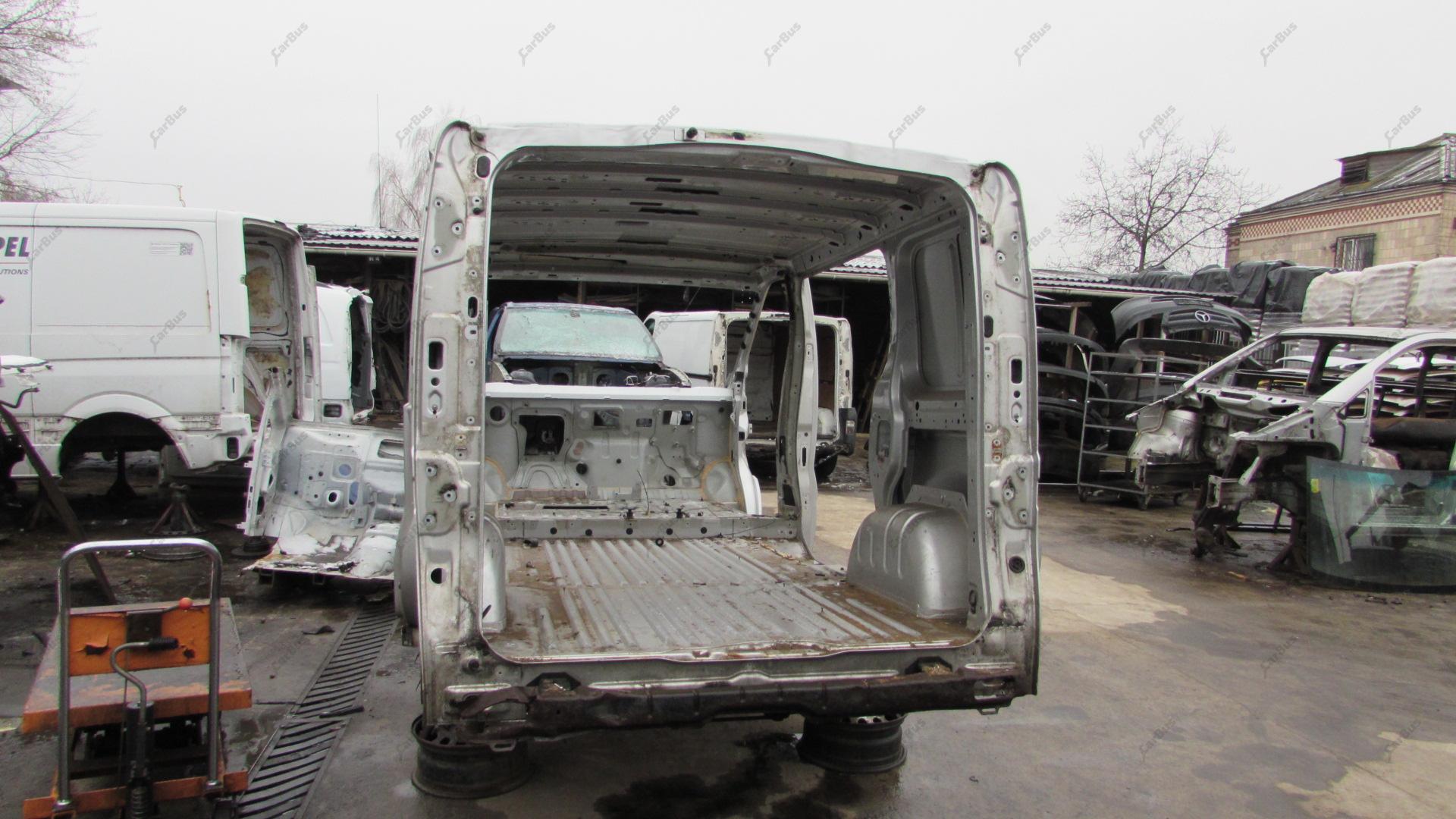 Кузов Renault Trafic II, Opel Vivaro II, Nissan Primastar II (2001-2006) дорестайл - 1