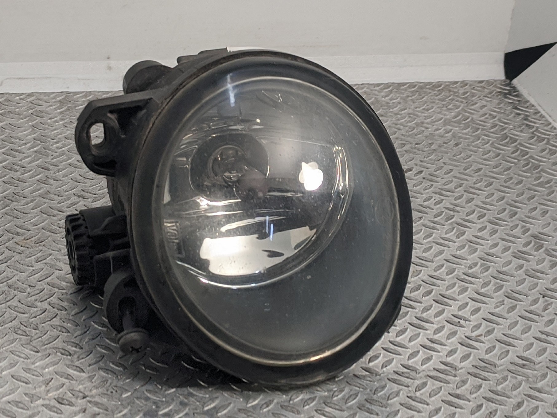 Фара противотуманная правая (птф) BMW X5 E53 (2003-2006) рестайл - 1
