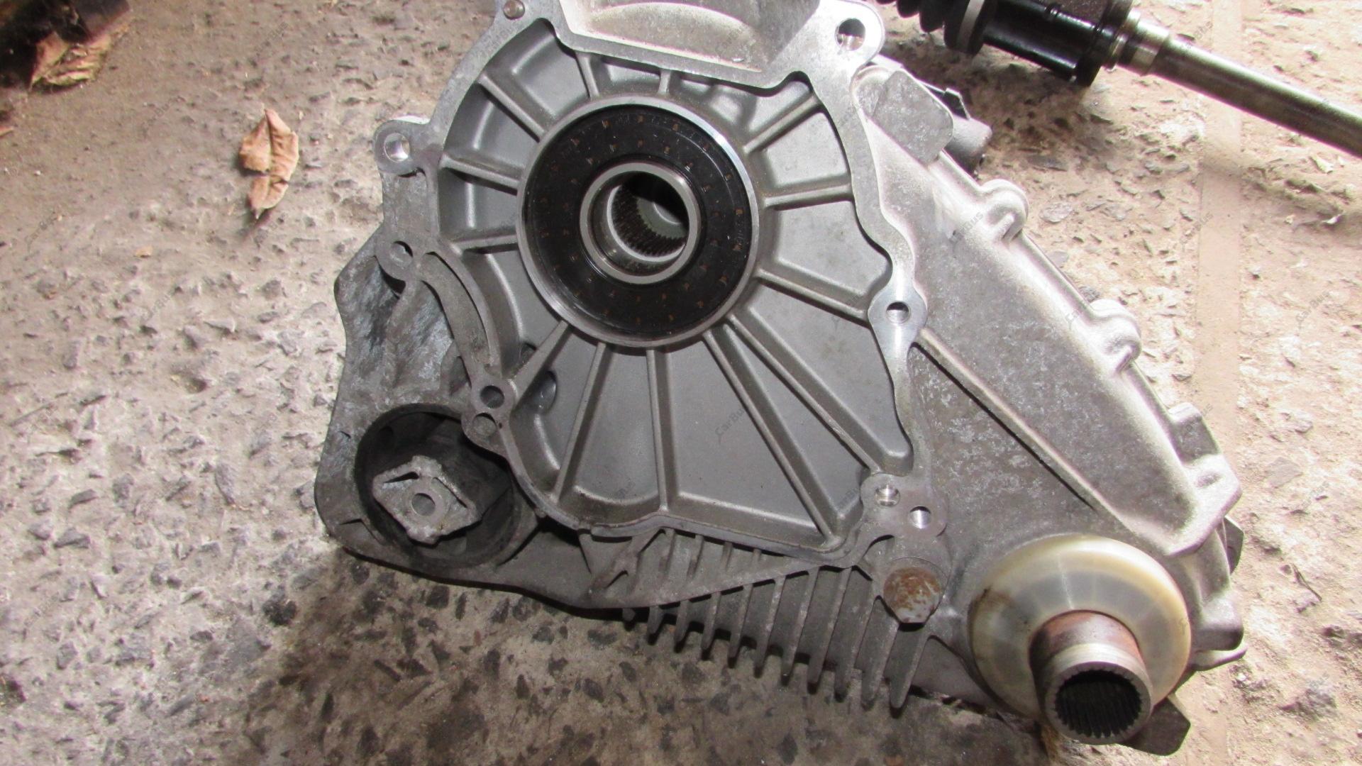 Раздаточная коробка (раздатка) BMW X5 E53 (2003-2006) рестайл - 1