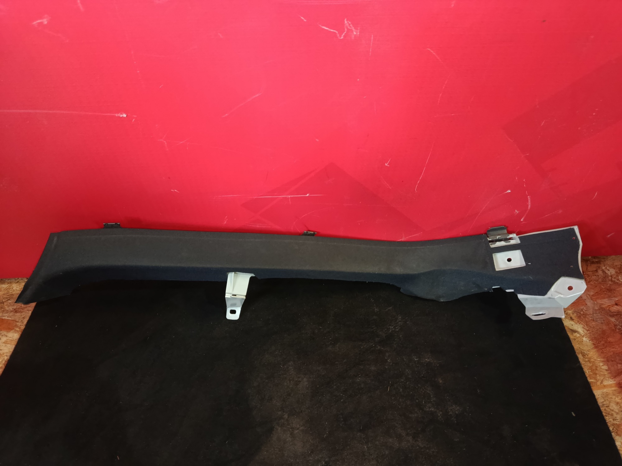 Обшивка стойки салона E-class W212 - 1
