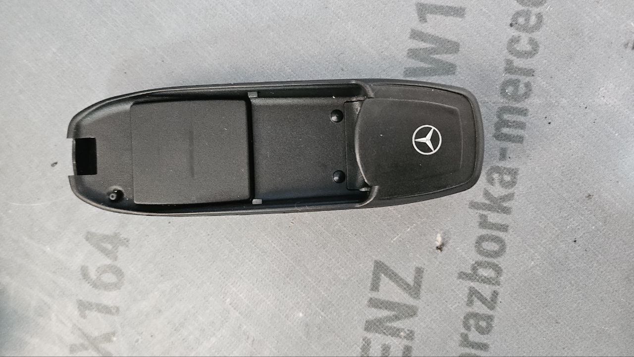 Блок керування телефоном (Bluethooth) Mercedes ML W164 (2005-2011) - 1