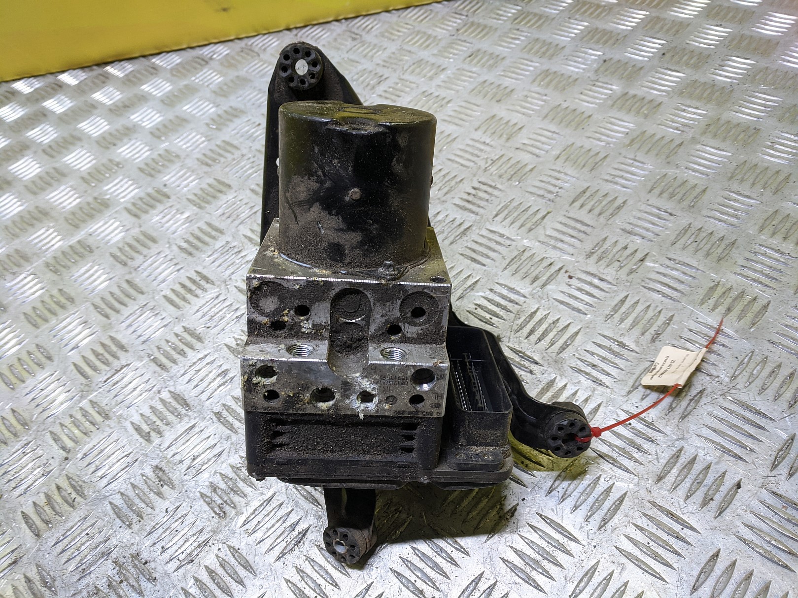 Модуль (блок) ABS BMW X5 E70 (2007-2010) дорестайл - 1