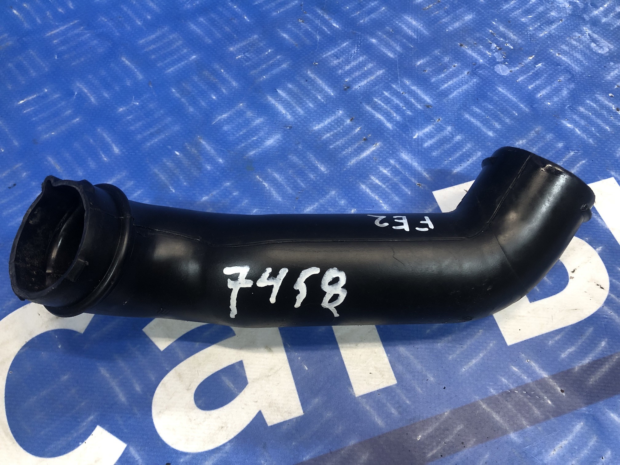 Патрубок воздушный Ford Escape 3 FL ( 2012 - 2019 ) - 1