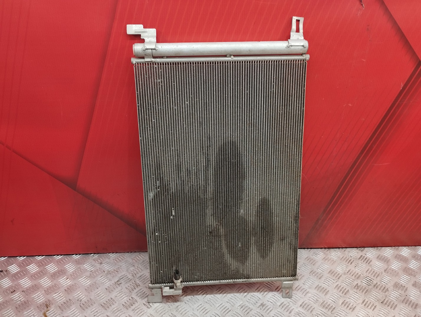Радиатор кондиционера Audi Q7 4M(2015-2020) - 1