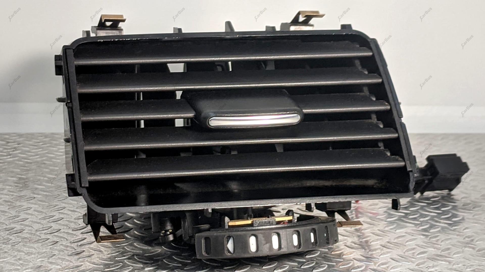 Дефлектор обдування салону Volkswagen Touareg FL (2015-2018) - 1