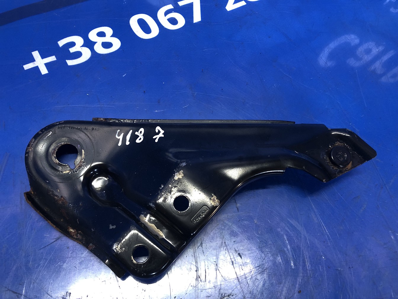 Крепление Ford Escape 3 FL ( 2012 - 2019 ) - 1