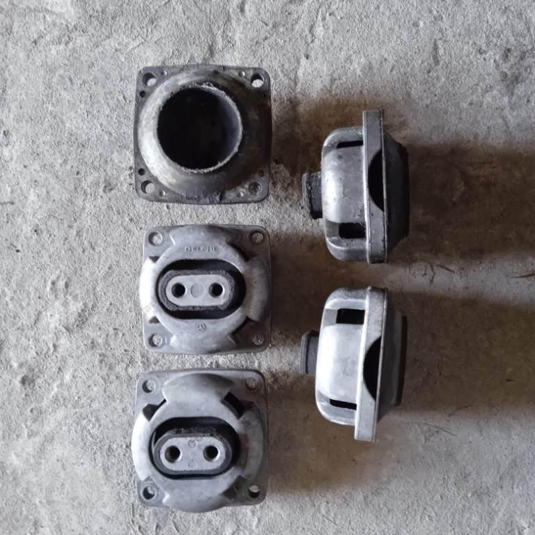 Подушка кріплення КПП Mercedes ML W164 (2005-2011) - 1
