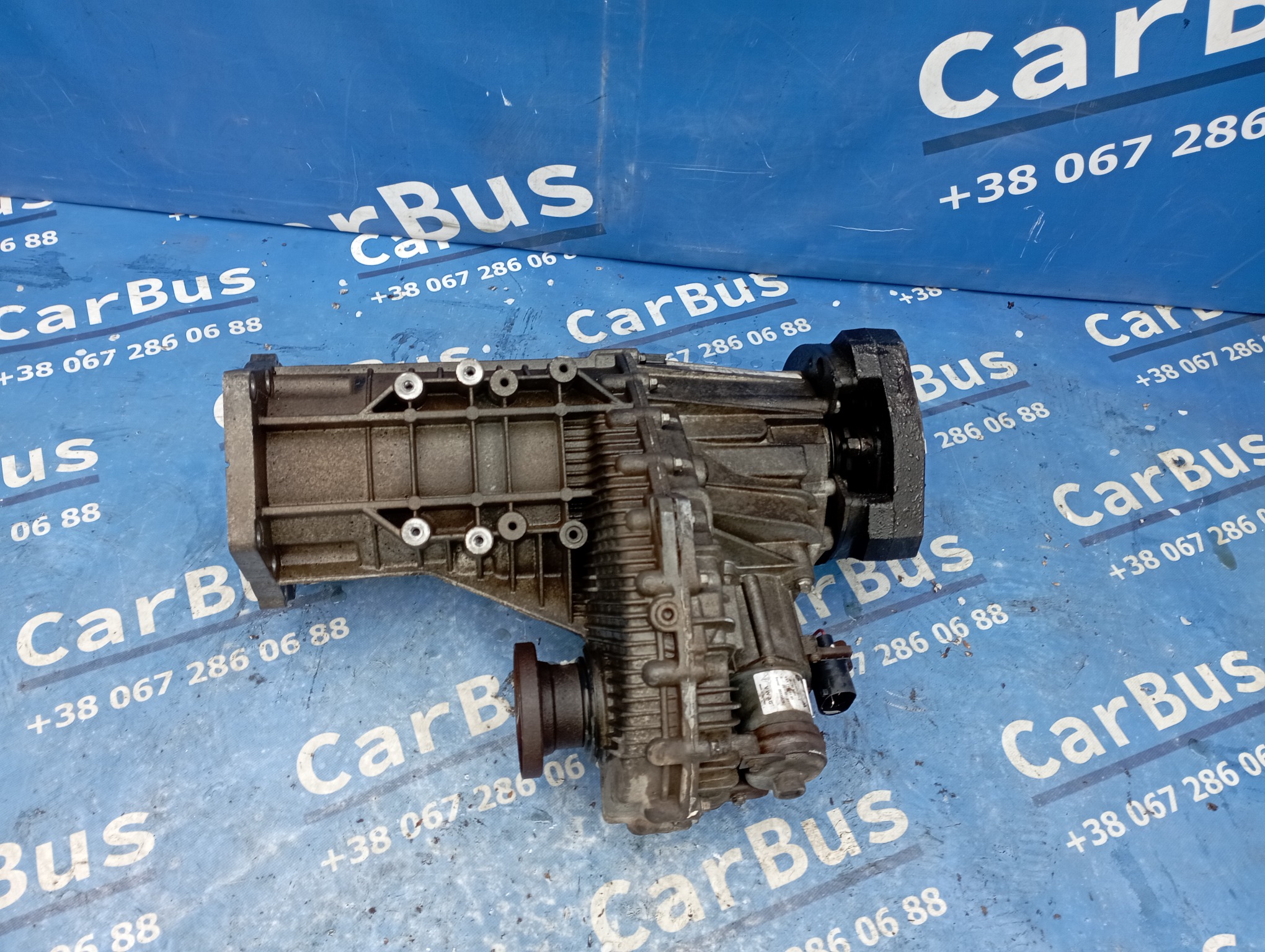Роздавальна коробка (роздатка) Volkswagen Touareg (2007-2010) рестайл - 1