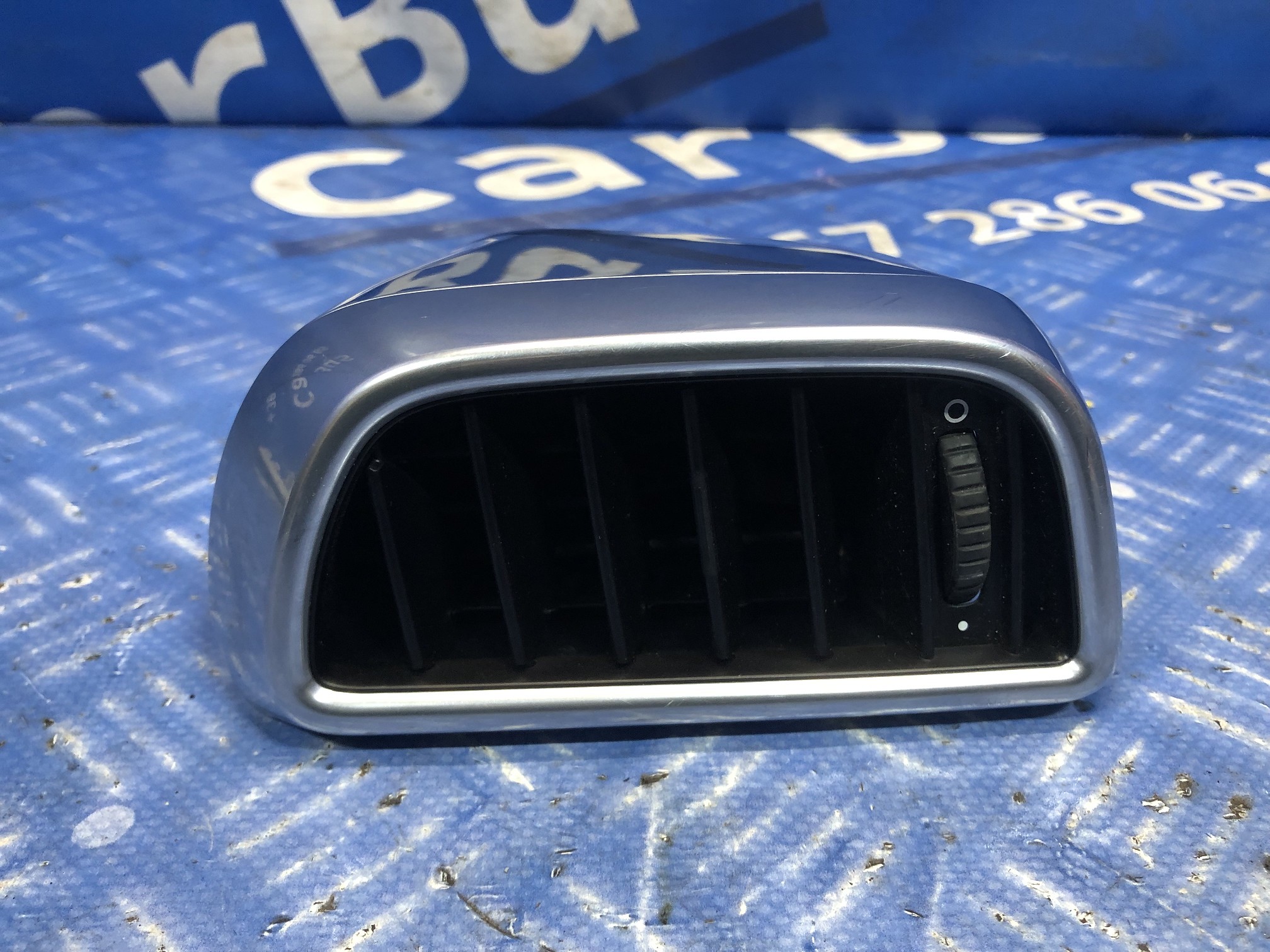 Дефлектор обдува салона Cayenne 958  - 1
