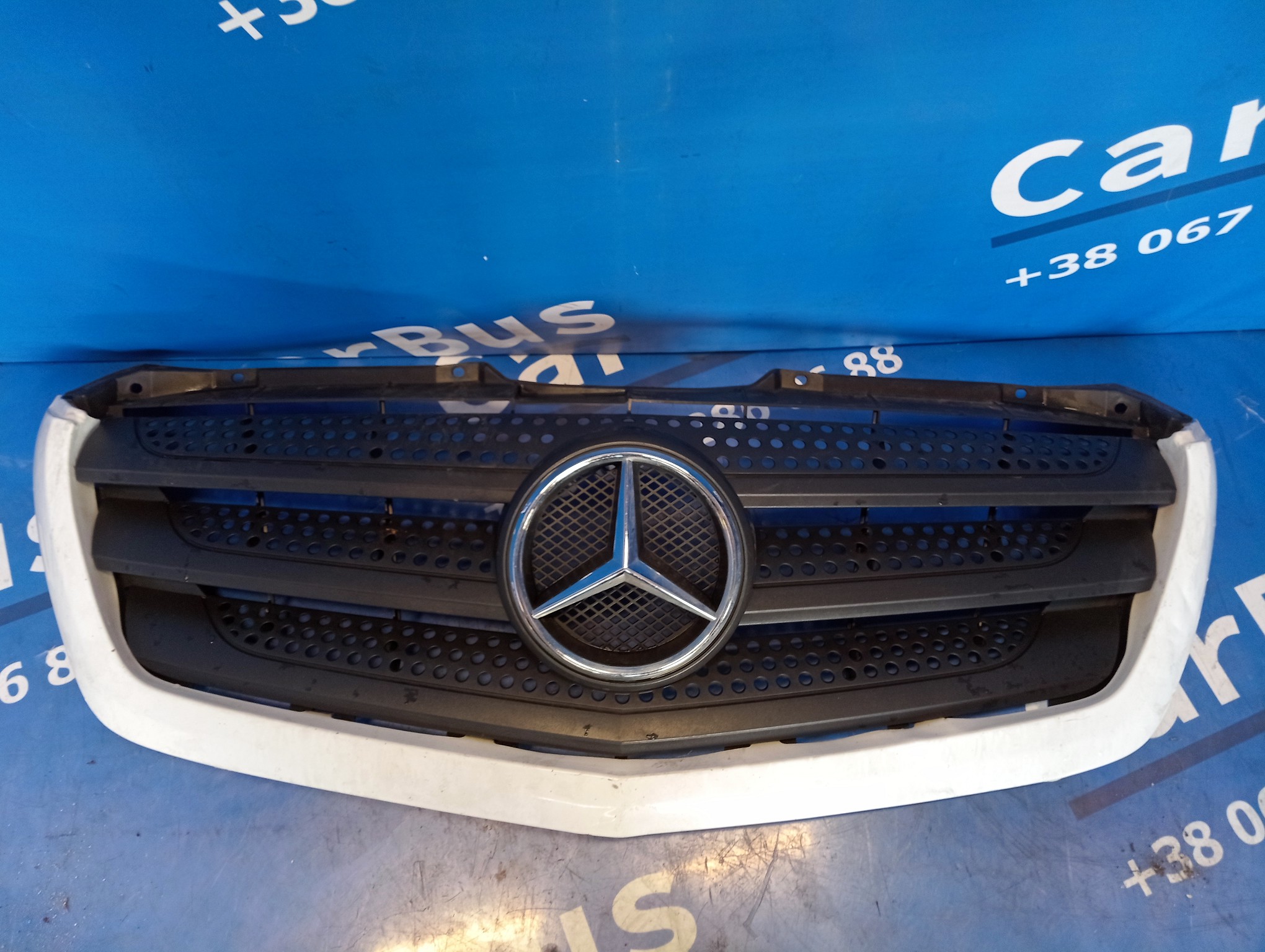 Решітка радіатора Mercedes-Benz Sprinter W 906 (2014-2018) рестайл - 1