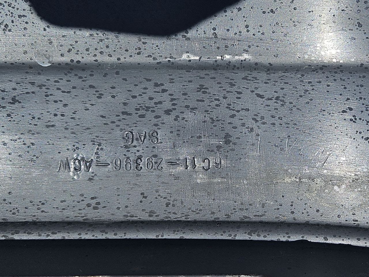 Накладка декоративна (молдинг) заднього лівого крила Ford Transit MK7 (V347 / V348; 2006—2013 - 1