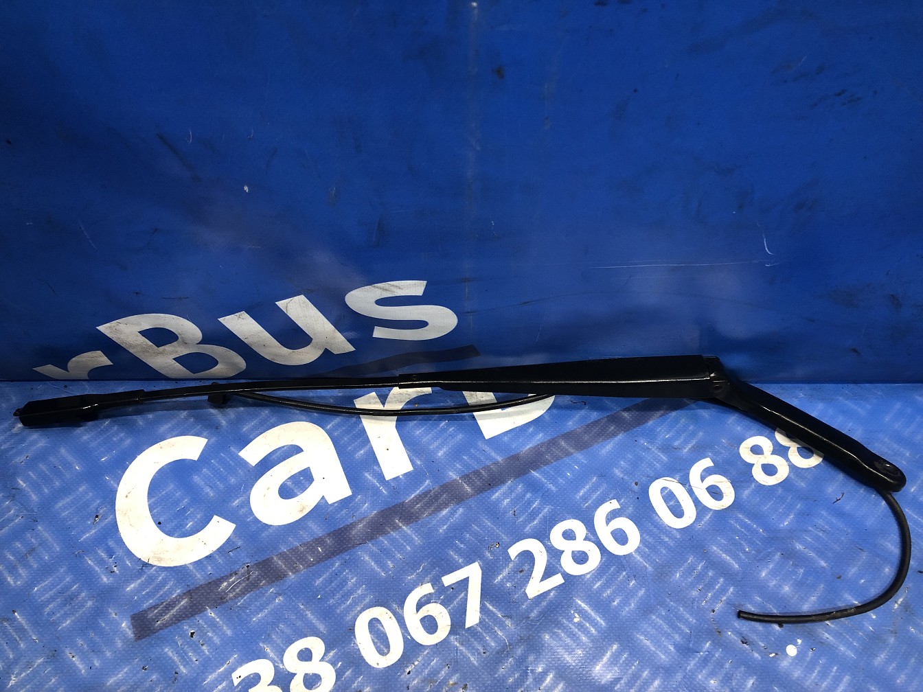 Щёткодержатель дворников передних Mercedes-Benz Sprinter W 906 (2006-2014) дорестайл - 1
