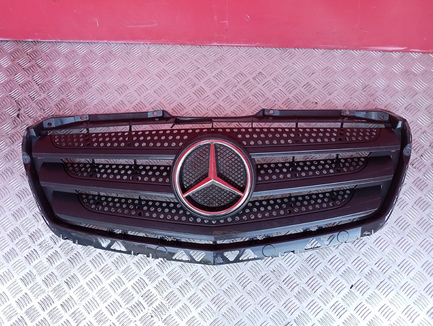 Решітка радіатора Mercedes-Benz Sprinter W 906 (2014-2018) рестайл - 1