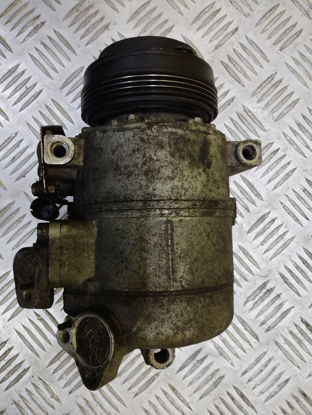 Компрессор кондиционера BMW X5 E53 (2003-2006) рестайл - 1