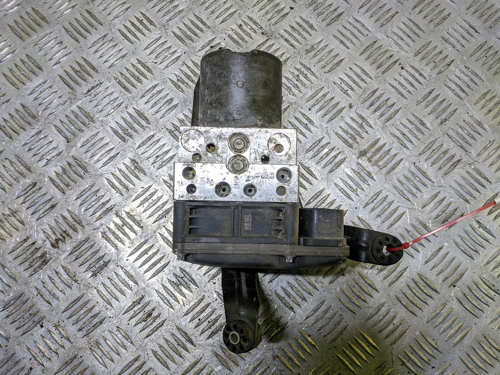 Модуль (блок) ABS BMW X5 E70 (2010-2013) рестайл - 1