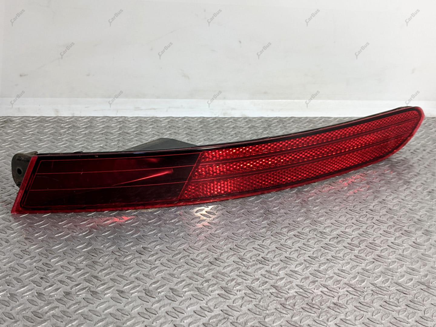 Катафот (відбивач) бампера лівий Volkswagen Touareg FL (2015-2018) - 1