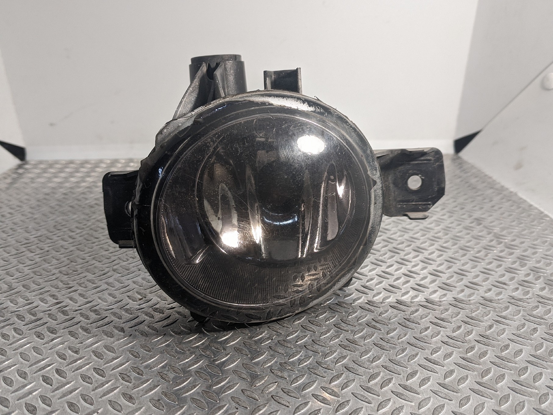 Фара противотуманная левая (птф) BMW X5 E70 (2007-2010) дорестайл - 1