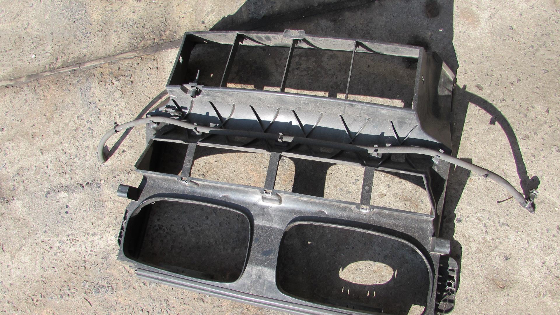 Панель передняя (телевизор) BMW X5 E70 (2007-2010) дорестайл - 1
