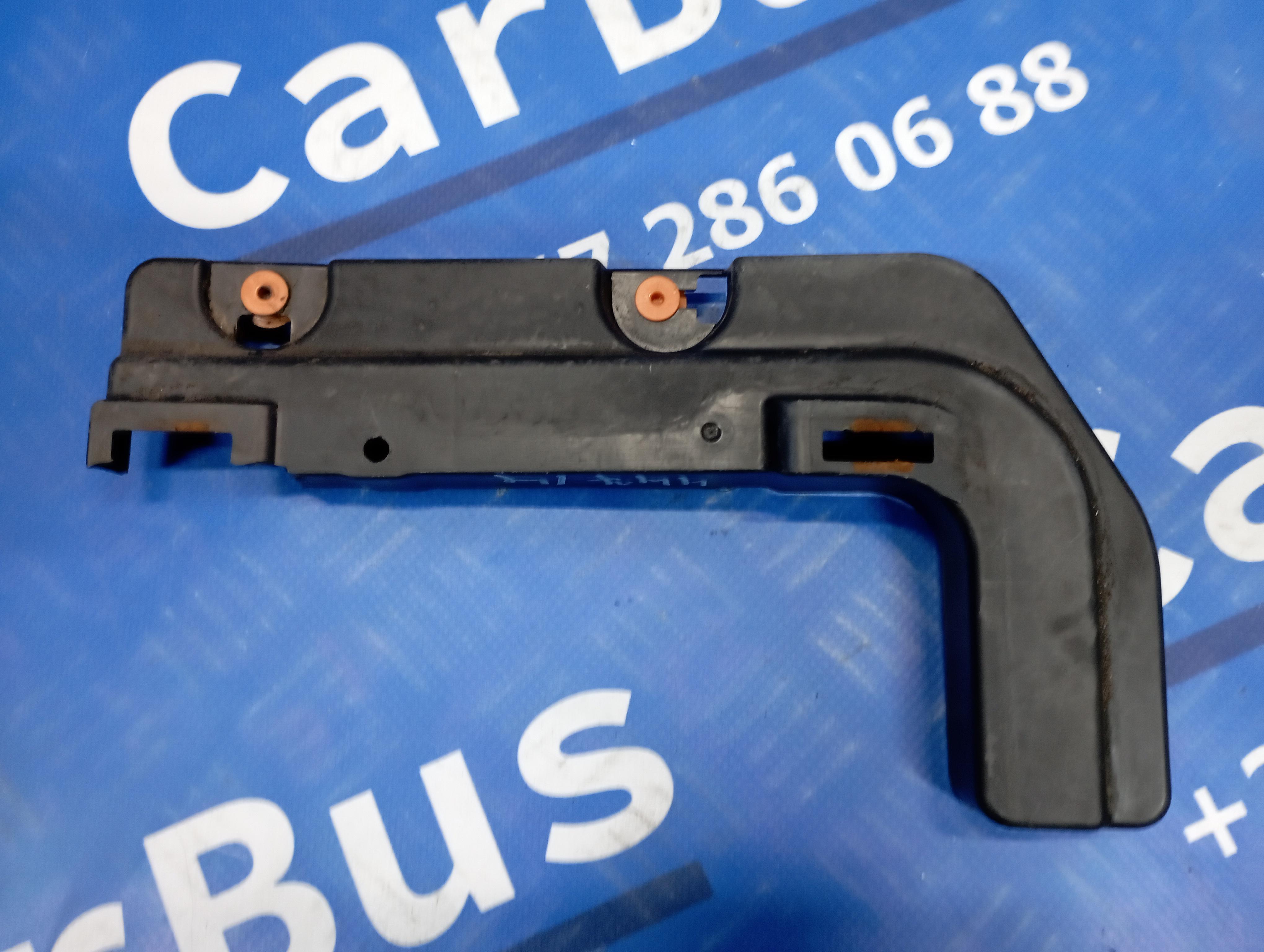 Кронштейн кріплення порогу Mercedes-Benz Vito W 447 (2014-2018) - 1