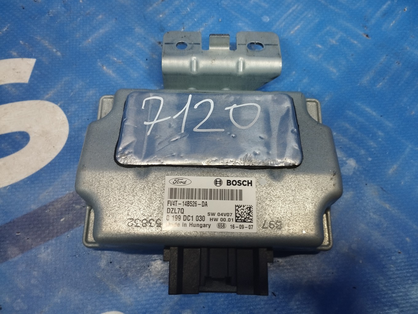Перетворювач напруги (інвертор) Ford Escape 3 FL ( 2012 - 2019 ) - 1