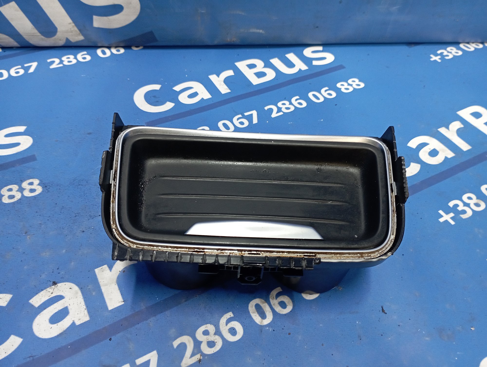 Подстаканник BMW 3 F30 (2012 - 2015) - 1
