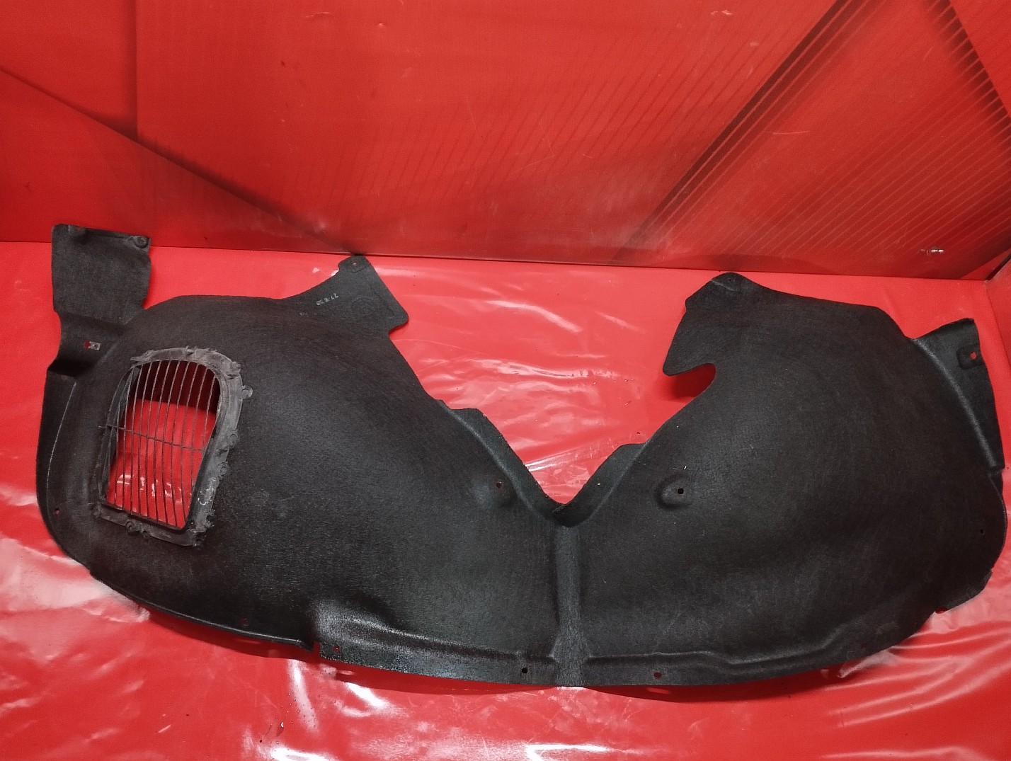 Підкрилок (захист крила) передній лівий Volkswagen Touareg (2007-2010) рестайл - 1