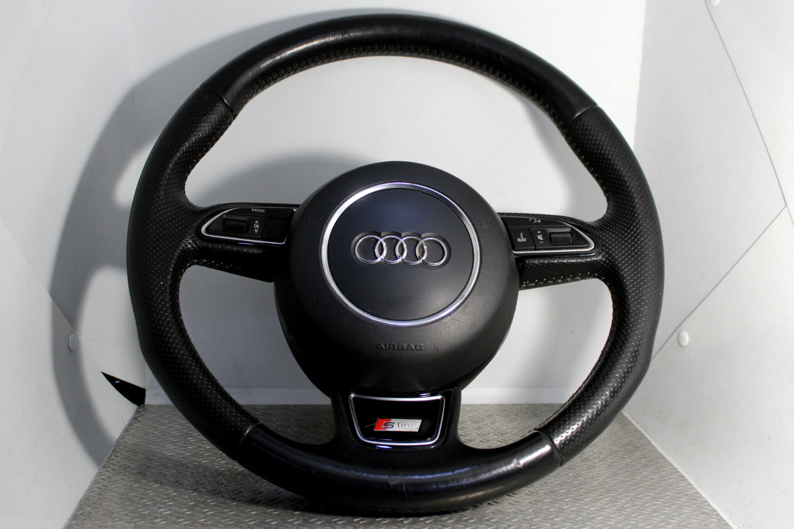 Руль Audi Q7 (2010-2015) - 1