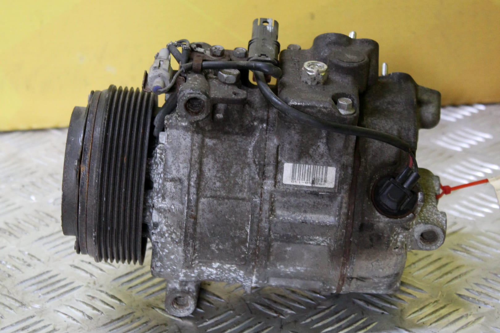 Компрессор кондиционера BMW X5 E70 (2010-2013) рестайл - 1