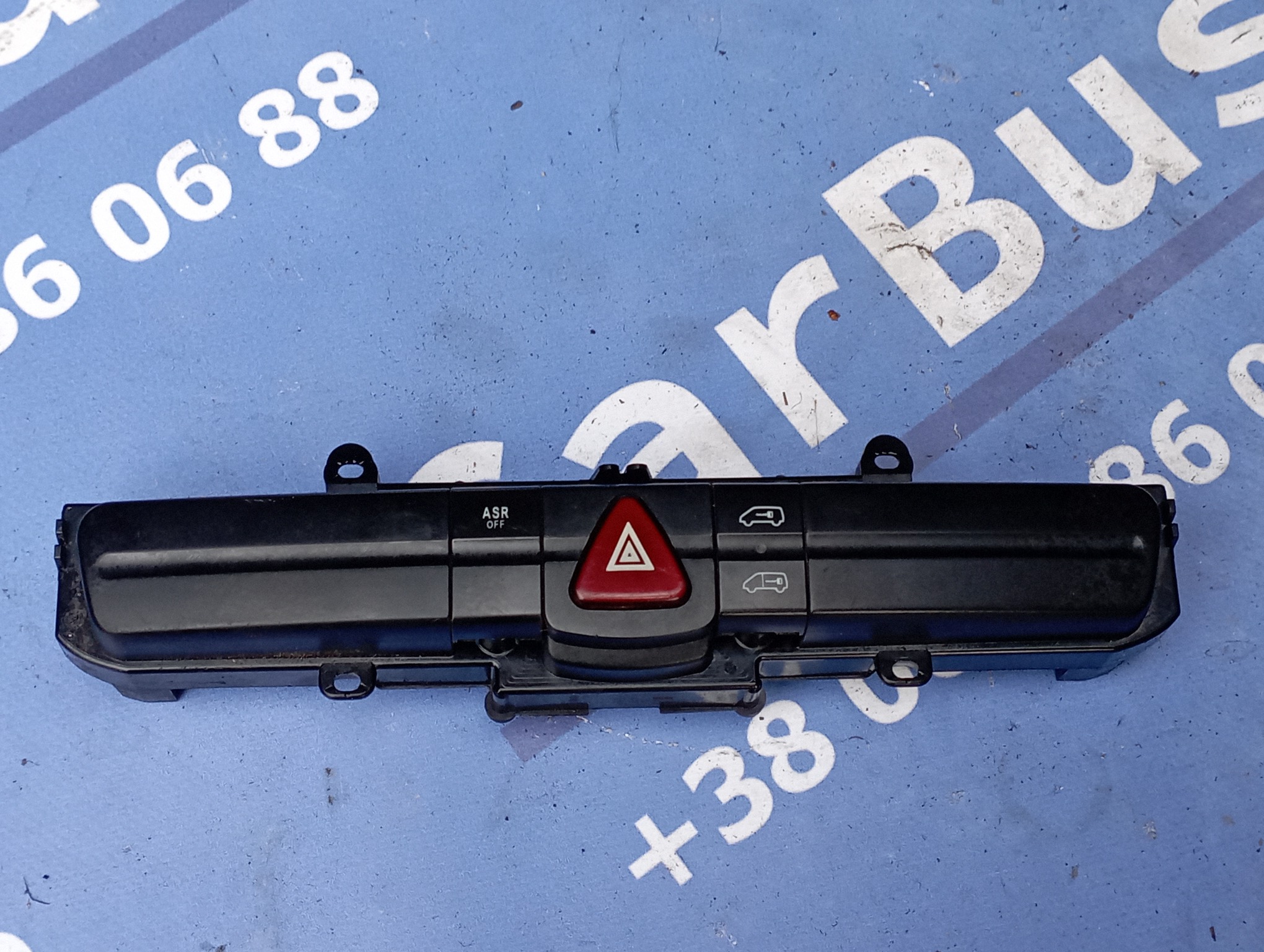 Блок кнопок Mercedes-Benz Sprinter W 906 (2006-2014) дорестайл - 1