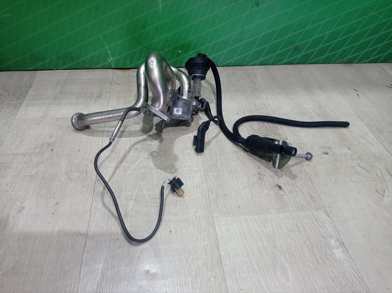 Клапан EGR Mercedes GL X166 - 1