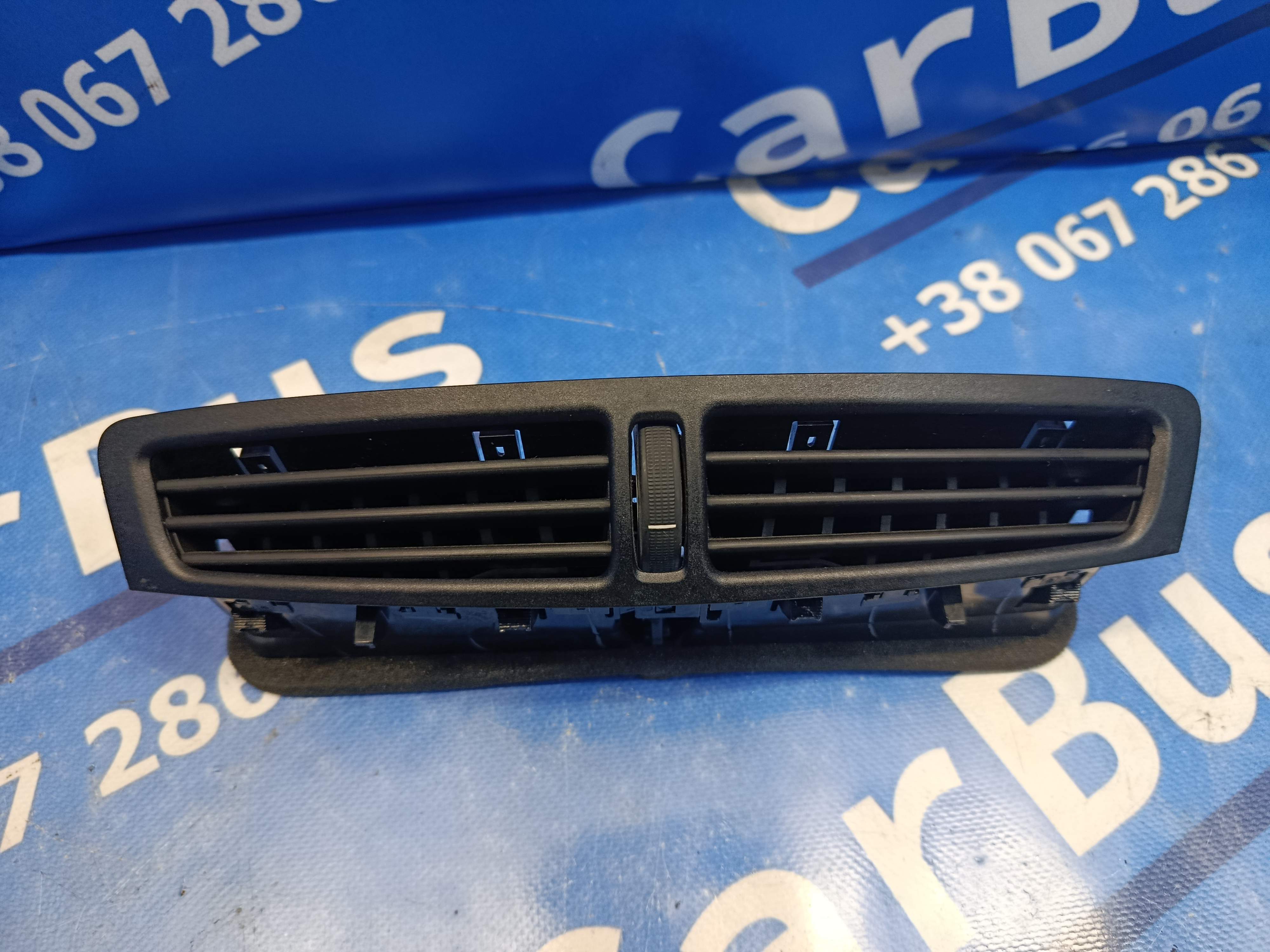 Дефлектор обдува салона Ford Kuga 2 (2012 - 2016) - 1