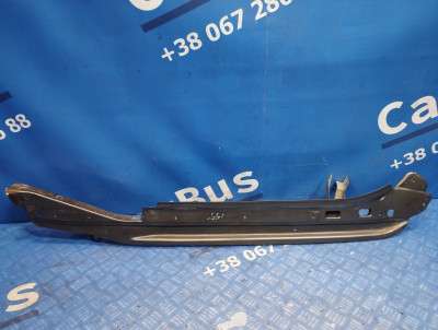 Кронштейн (кріплення) крила правий Volkswagen Touareg (2007-2010) рестайл