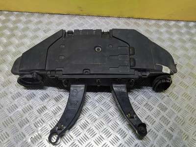 Корпус повітряного фільтра BMW X5 E70 (2007-2010) дорестайл