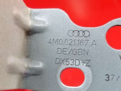 Кронштейн (кріплення) крила лівий Audi Q7 4M(2015-2020)