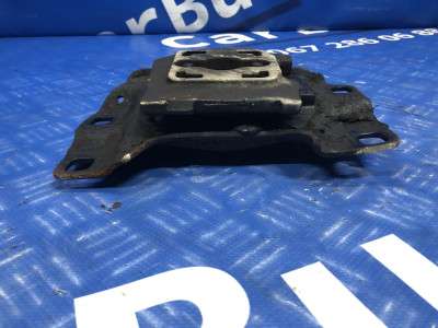 Подушка крепления двигателя Ford Escape 3 FL ( 2012 - 2019 )